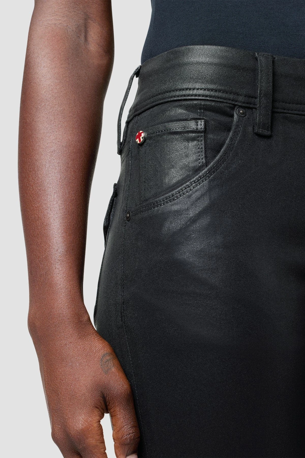 Hudson Jeans Beth Mid-Rise Baby Bootcut Jean - Coated Black Beauty - Image 5